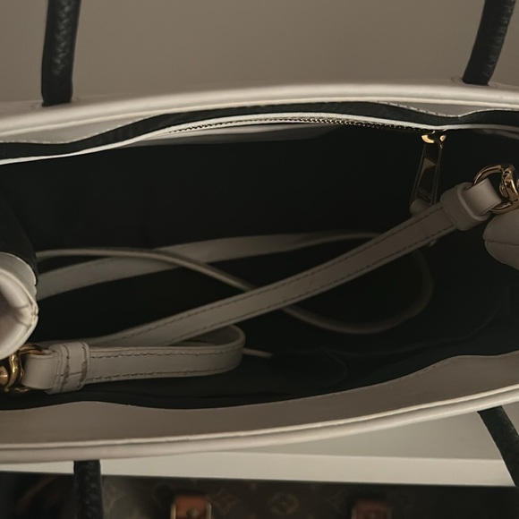 Moschino small tote - Picture 4 of 8